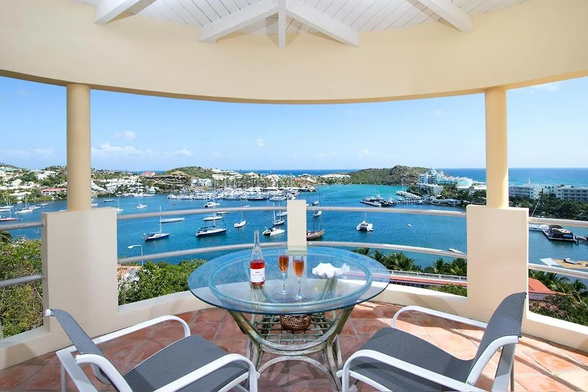 Villa Luminara- Lux Pool, Garden, Retreat & Beach Oyster Pond