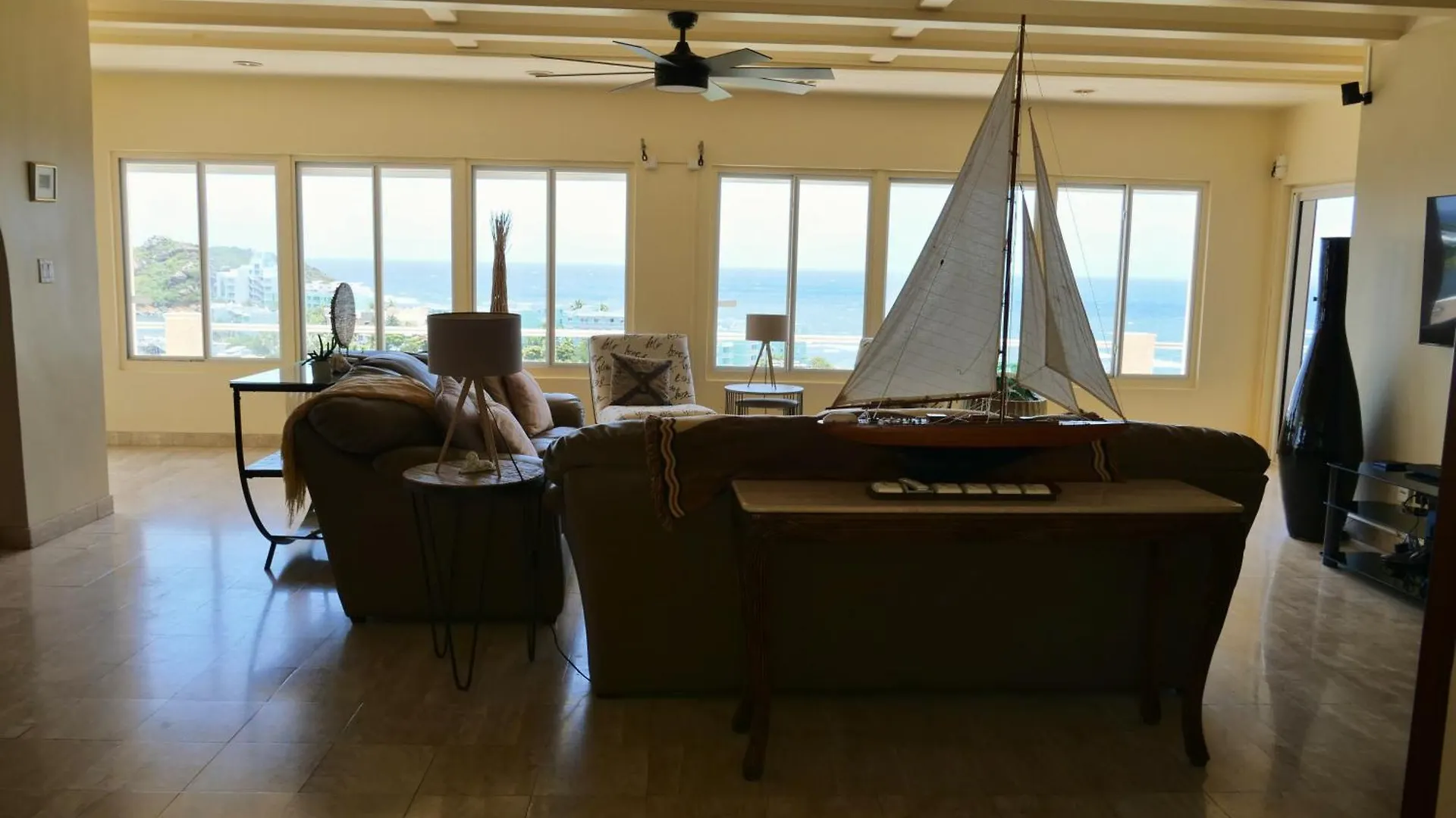 Villa Luminara- Lux Pool, Garden, Retreat & Beach Oyster Pond 0*,  法屬聖馬丁/荷屬聖馬丁